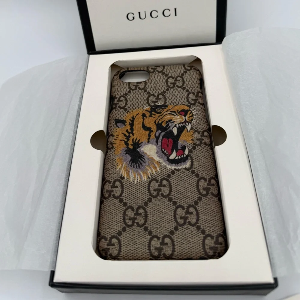 NWB Gucci Tiger GG Supreme canvas iPhone case.